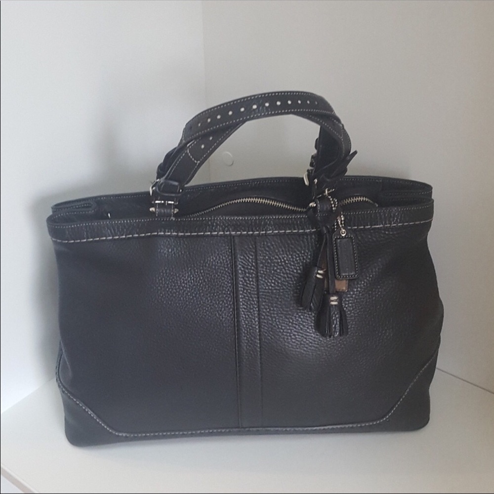 BLACK LEATHER COACH PURSE